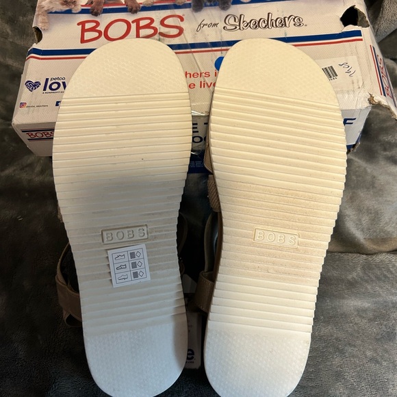 NIB Bob’s Vegan Tan Desert Kiss Sandals W/Straps From Skechers, Size 6.5. - Picture 8 of 9